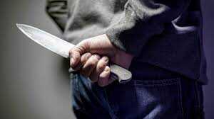 В Челябинске мужчина с ножом напал на 11-летнего мальчика