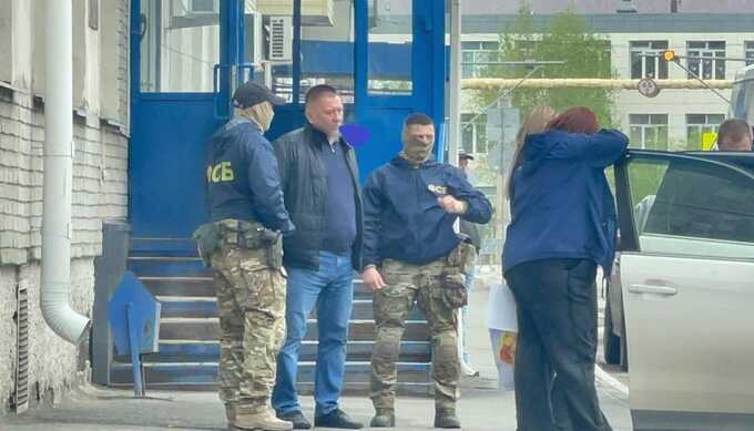 ФСБ задержала руководителя «Курганавтодора» после обысков