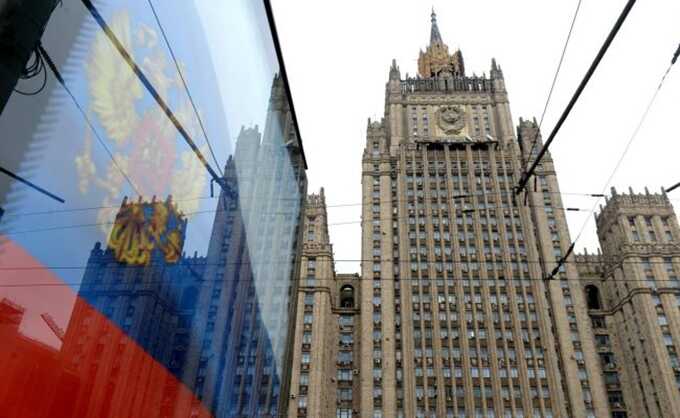 Министерство иностранных дел России выразило сомнение в праве Зеленского подписывать мирный договор