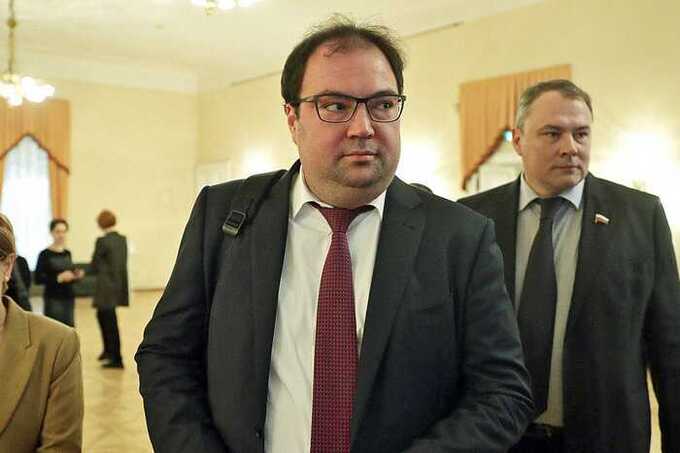 Министерство цифрового развития под руководством Шадаева вводит плату за использование государственных услуг
