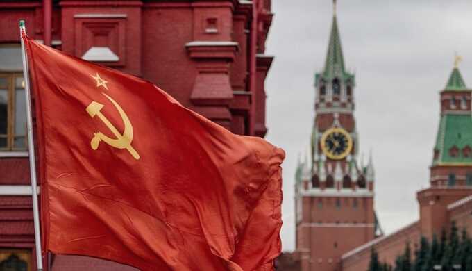 Российские власти снова начали обсуждать «незаконный распад» СССР