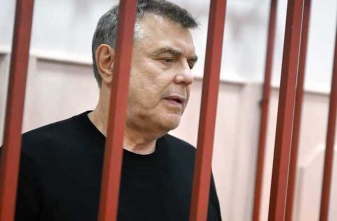 Бывший менеджер "Росатома" Геннадий Сахаров был приговорен к 12 годам заключения за получение крупной взятки