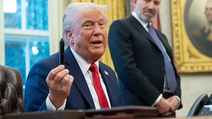 Трамп утвердил значительный закон, касающийся расходов и налогов