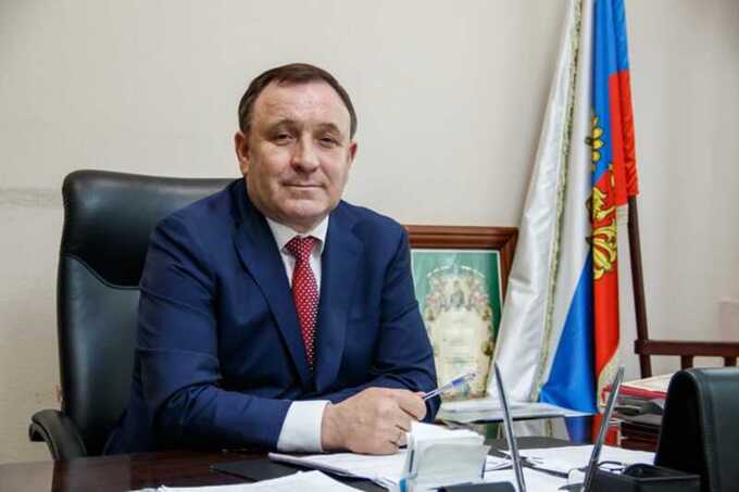 Мэр Иркутского района Леонид Фролов: психодиагноз и алкогольное поведение на рабочем месте