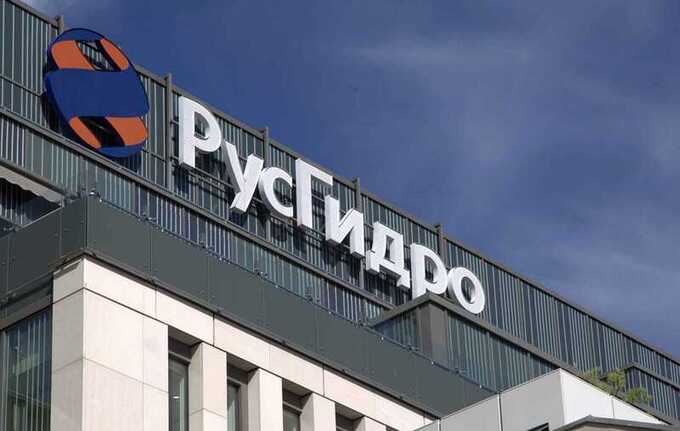 Во время кризиса «РусГидро» расходует миллионы на офис, жильё и аквариум с акулами