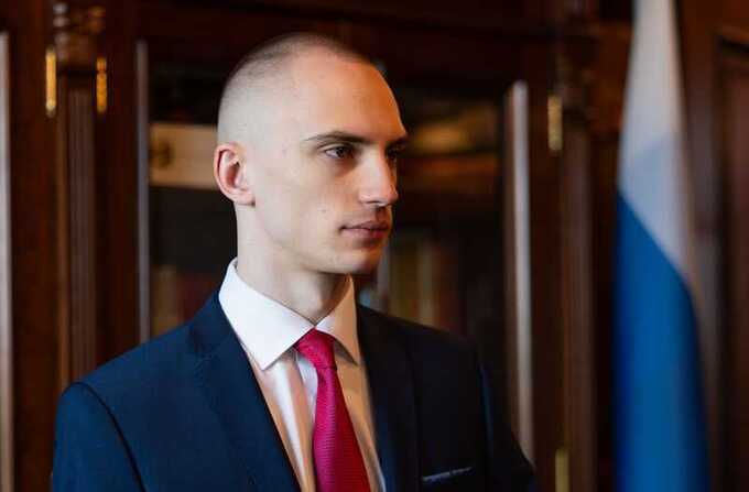 «Самый молодой политик России» удалил ролик с полицейским эскортом после вмешательства Матвиенко