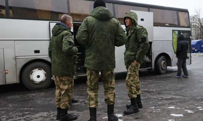 Мобилизованный отец детей с инвалидностью не может уйти в отставку из-за бюрократических преград