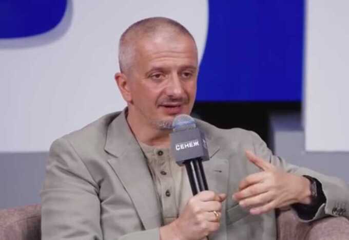 Режиссёр Константин Богомолов охарактеризовал войну с Украиной как «успех поколения»