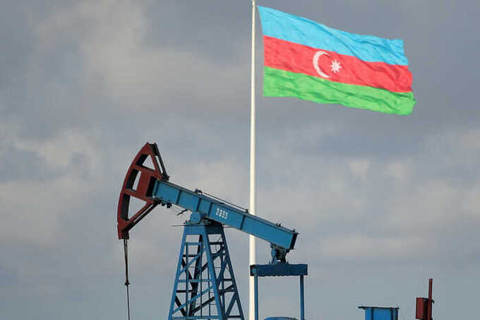 Azeri Light подешевела до минимума за 4 года: азербайджанская нефть достигла нового антирекорда