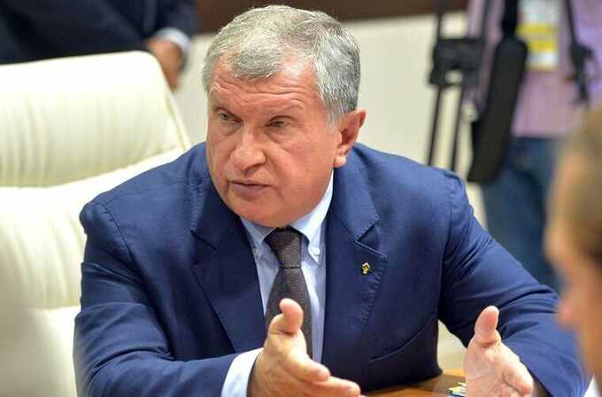 «Роснефть» обвинила подрядчиков с неисправными танкерами в разливе в Черном море