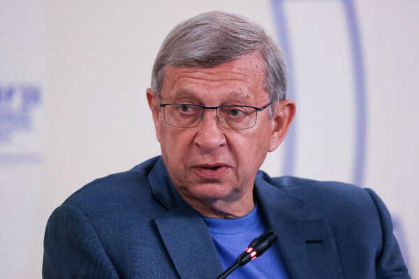Владимир Евтушенков утрачивает миллиарды в «Системе», но возводит кампусы за бюджет и приобретает виллы в Европе