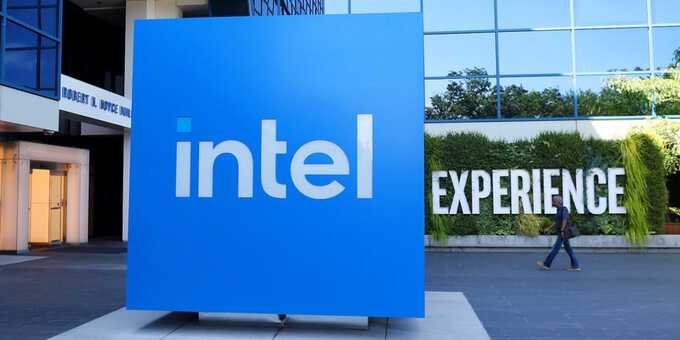 Ценные бумаги Intel снизились после требования Трампа уволить генерального директора