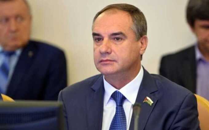 Заместителю главы Салехарда Андрею Токарчуку предъявлено обвинение в мошенничестве, но ареста он избежал