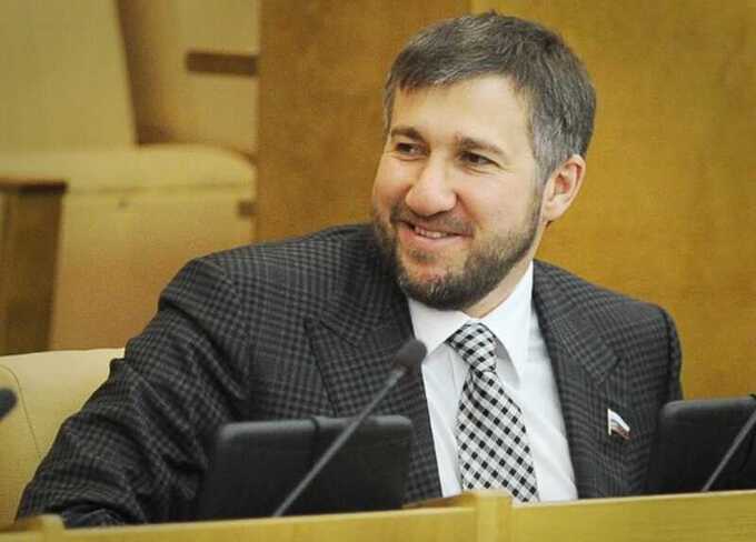 Коррупционная схема депутата Григория Аникеева разрушает жизни ради его личной пользы